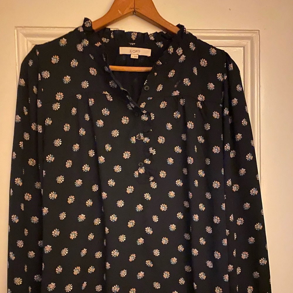 Ann Taylor loft top